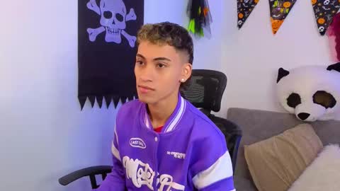 yulian_vasquez online show from 25, 10, 2025