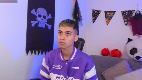 yulian_vasquez online show from 27, 10, 2025