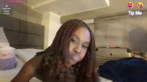 Snapshot of yuliana_miiller chatting on 19, 11, 2025 YulianaIndependent online show from 19, 11, 2025