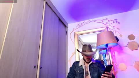 Snapshot of yulianpereira25 chatting on 28, 2, 2025 yulian 2811 online show from 28, 2, 2025