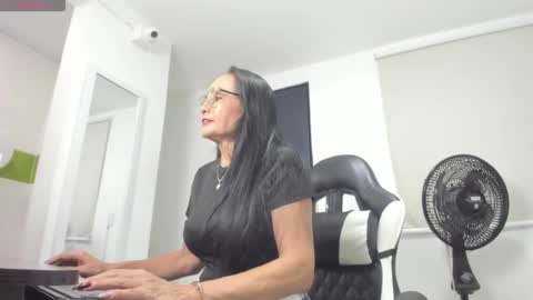 Y U L I T Z A online show from 2, 2, 2026