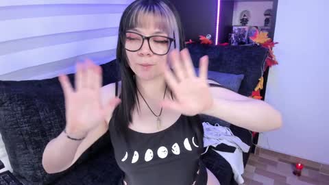 Snapshot of yume_aoki chatting on 7, 12, 2024 Yume online show from 7, 12, 2024