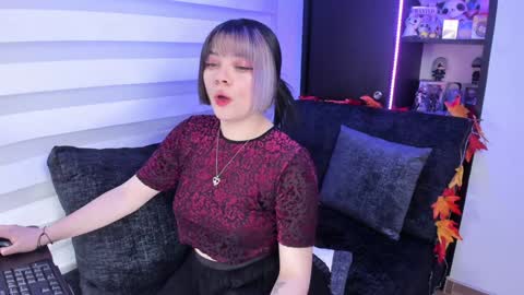 Snapshot of yume_aoki chatting on 17, 1, 2025 Yume online show from 17, 1, 2025