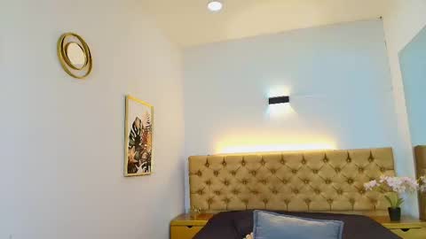 YumiViolet online show from 13, 3, 2026