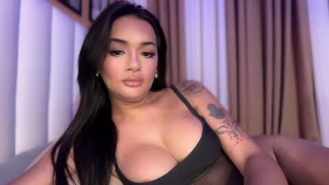 Snapshot of yummyrenalyn chatting on 16, 11, 2025 Goddes Renalyn online show from 16, 11, 2025