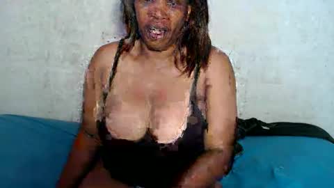 yummytittsxx online show from 17, 12, 2024