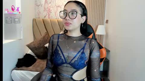 Yuna  online show from 20, 9, 2025
