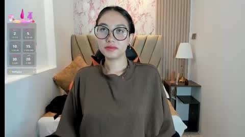 Yuna  online show from 26, 9, 2025