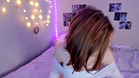 Snapshot of yunapeace chatting on 17, 10, 2025 Yuna online show from 17, 10, 2025