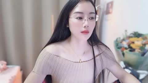 YunEr online show from 22, 11, 2025