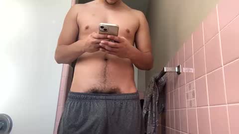 Yunggandhungg online show from 3, 1, 2025