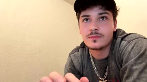 yungstudbev online show from 22, 10, 2025