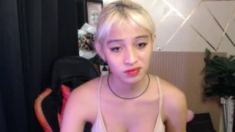 Snapshot of yurie_cummster chatting on 28, 9, 2025 yurie_cummster online show from 28, 9, 2025