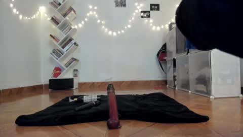 paola online show from 16, 12, 2024