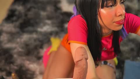 Yuyi Cam online show from 4, 2, 2026