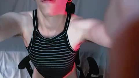 Yuyu online show from 9, 3, 2025