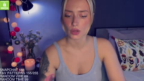 The Queen Bitch of the United Kingdom online show from 3, 4, 2026