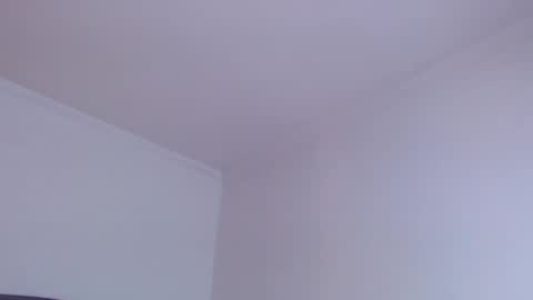 Snapshot of yvonneeverlee chatting on 3, 10, 2025 I V Y   online show from 3, 10, 2025