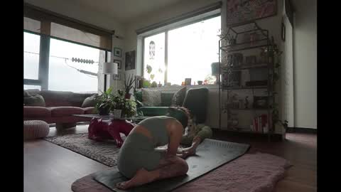 Yucky online show from 23, 1, 2025