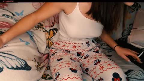 Snapshot of yzza_suave chatting on 22, 11, 2025 yzza_suave online show from 22, 11, 2025