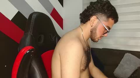 Zack  online show from 23, 12, 2025