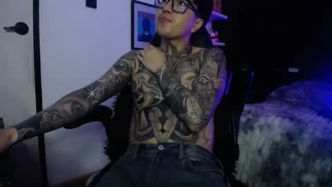 Snapshot of zac_muller1 chatting on 15, 11, 2025 zac_muller1 online show from 15, 11, 2025