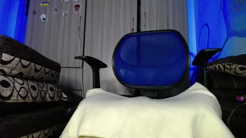 Zac Freelance model online show from 4, 2, 2025