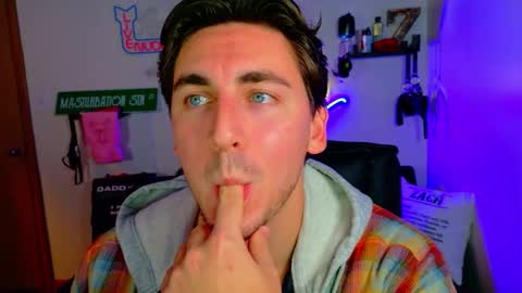 Zach Rhyder online show from 27, 11, 2025