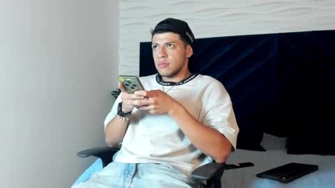 Zack Falcon online show from 1, 2, 2026