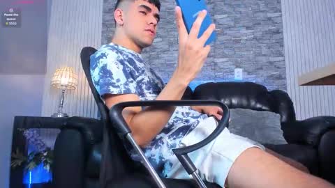 Snapshot of zack_joness10 chatting on 2, 12, 2025 zack_joness10 online show from 2, 12, 2025