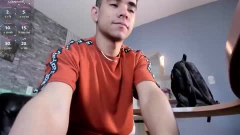 Snapshot of zack_joness10 chatting on 17, 12, 2025 zack_joness10 online show from 17, 12, 2025