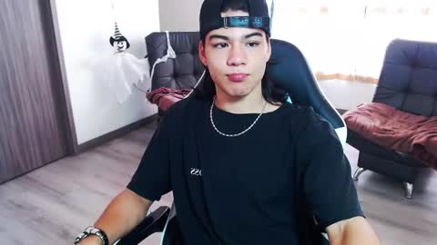 zackss_player online show from 25, 10, 2025