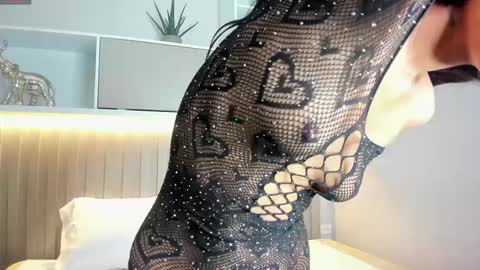 Zafiro online show from 3, 2, 2026