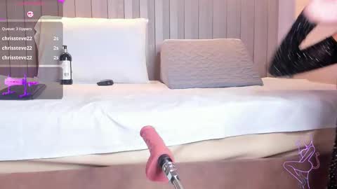 Zafiro online show from 3, 2, 2026