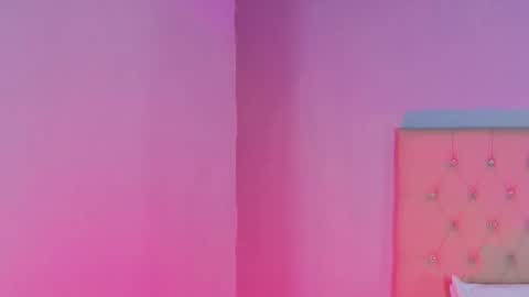 Zafiro Brown online show from 19, 11, 2025