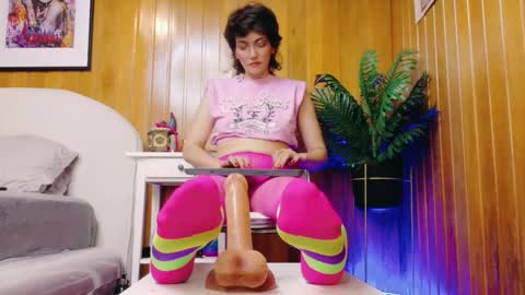 Snapshot of zafiro_gem_ chatting on 13, 12, 2025 Karina online show from 13, 12, 2025