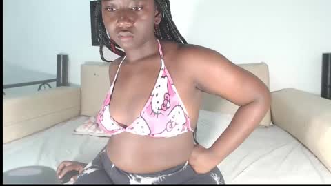 Snapshot of zahhysims chatting on 16, 1, 2025 zahhy online show from 16, 1, 2025