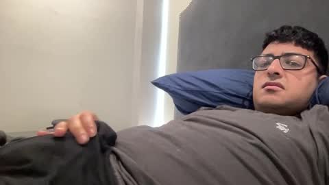 Snapshot of zakariyarashid545 chatting on 15, 11, 2025 Zak27 online show from 15, 11, 2025