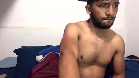 Snapshot of zaleh436460 chatting on 21, 1, 2025 RAJ online show from 21, 1, 2025