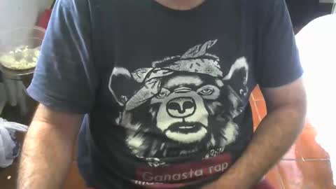 Snapshot of zalman_xxx chatting on 26, 10, 2025 Guto online show from 26, 10, 2025