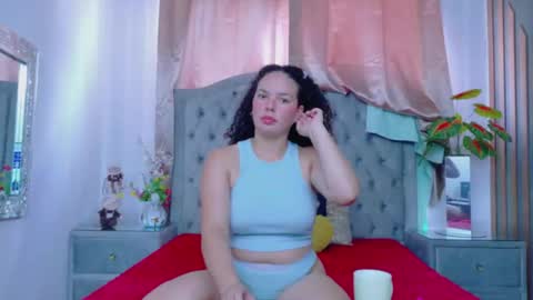 ZamanthaJones online show from 4, 2, 2026