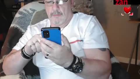 Snapshot of zander007 chatting on 21, 10, 2025 zander007 online show from 21, 10, 2025