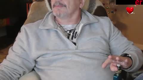 Snapshot of zander007 chatting on 14, 11, 2025 zander007 online show from 14, 11, 2025