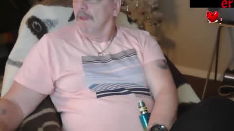 Snapshot of zander007 chatting on 28, 11, 2025 zander007 online show from 28, 11, 2025