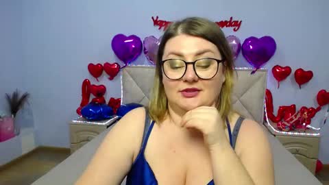 zannadreil online show from 17, 2, 2025