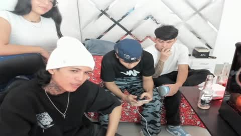 zanxley_ online show from 6, 2, 2025