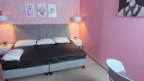 Zara Sweet  online show from 6, 1, 2026