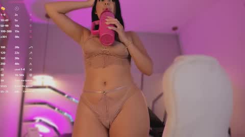 zara_lu online show from 29, 9, 2025
