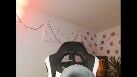 Snapshot of zarabby_skuirt chatting on 9, 1, 2025 Zarabby online show from 9, 1, 2025