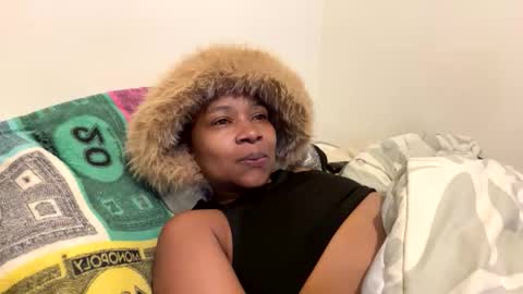 Snapshot of zarabby_skuirt chatting on 12, 10, 2025 Zarabby online show from 12, 10, 2025